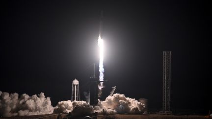 Lancement d'une fusée Falcon 9 de la société américaine SpaceX, en Floride, le 2 mars 2023 (illustration). (CHANDAN KHANNA / AFP)