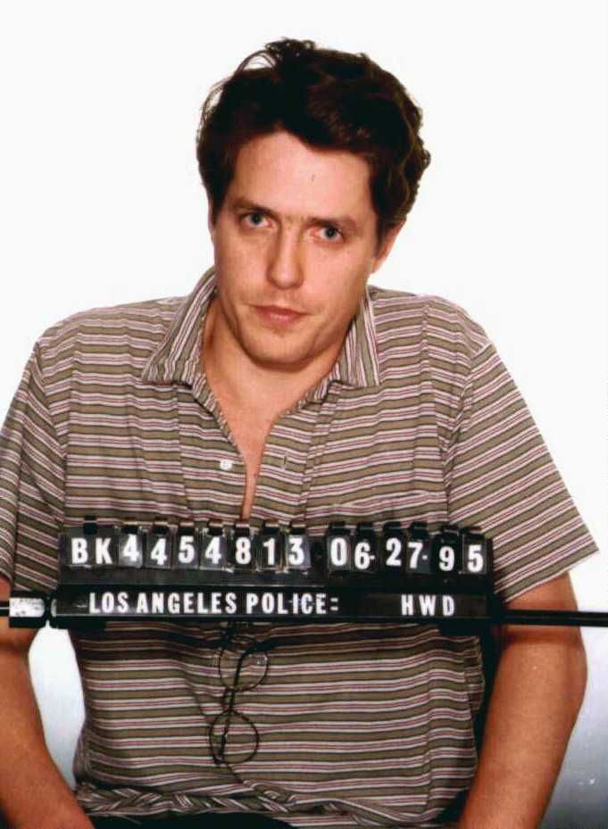 "Mug shot" de l'acteur britannique Hugh Grant, en 1995. (SENILON/SIPA / SIPA)