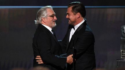 Robert DeNiro et Leonardo DiCaprio au 26e Annual Screen Actors Guild Award, à Los Angeles en janvier 2020.  (ROBYN BECK / AFP)