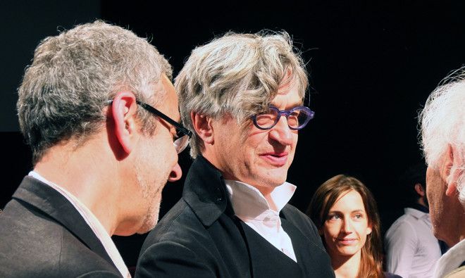 Wenders a présenté un film consacré au photographe brésilien Sebastiao Salgado et de son oeuvre "Genesis". A l'issue de la projection, le public lui a réservé une standing ovation de plusieurs minutes. 
 (Jean-François Lixon / Culturebox)