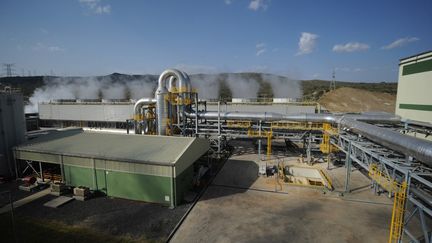 Le complexe géothermique de Naivasha, au nord-ouest de Nairobi, a propulsé le Kenya au 7e rang mondial des producteurs d'électricité géothermique. (TONY KARUMBA / AFP)