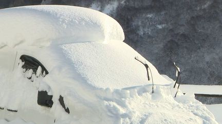 La neige est bien présente dans les Pyrénées, où elle a déjà provoqué plusieurs accidents. (CAPTURE D'ÉCRAN FRANCE 3)