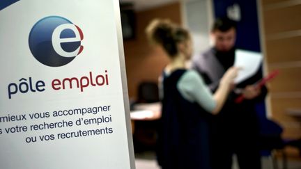 Une agence P&ocirc;le emploi le 29 avril 2009 &agrave; Dijon (C&ocirc;te-d'Or). (JEFF PACHOUD / AFP)