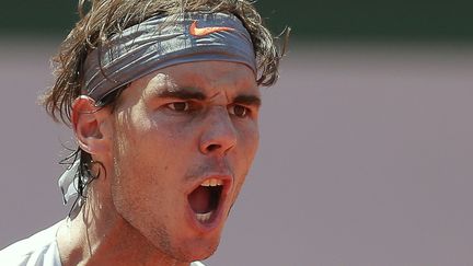 Rafael Nadal, le 7 juin 2013 lors de la demi-finale de Roland Garros &agrave; Paris.&nbsp; (VINCENT KESSLER / REUTERS)