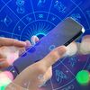 Les comptes dédiés à l'astrologie fleurissent sur les réseaux sociaux. (STEPHANIE BERLU / FRANCEINFO)