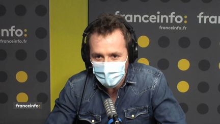 Tristan Waleckx, l'un des auteurs de l'enquête&nbsp;"L’affaire qui a fait exploser la droite". (FRANCEINFO / RADIO FRANCE)