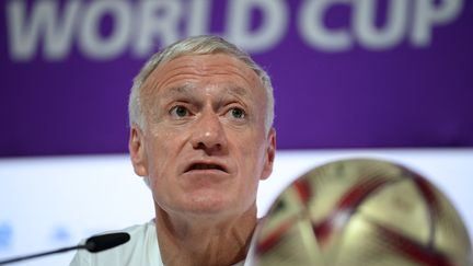 Didier Deschamps lors de la conférence de presse, à la veille de la demi-finale entre la France et le Maroc à Doha, le 13 décembre 2022. (FRANCK FIFE / AFP)