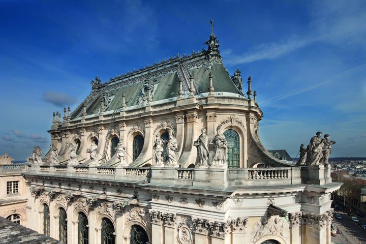 La toiture de la Chapelle royale avant sa restauration. (DR. Etablissement public du château de Versailles)