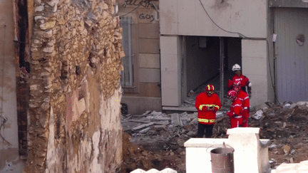 À Marseille, six corps ont été sortis des décombres en date du 11 avril, dont quatre ont été identifiés. Deux personnes sont toujours portées disparues. (FRANCEINFO)