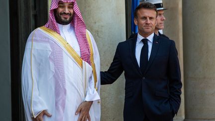 Mohammed bin Salman and Emmanuel Macron at the Elysee Palace, June 16, 2023. (IBRAHIM EZZAT / NURPHOTO / AFP)