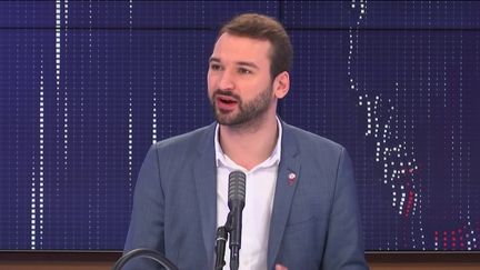 Le député La France insoumise du Nord, Ugo Bernalicis, samedi 6 février 2021 sur franceinfo. (FRANCEINFO / RADIOFRANCE)