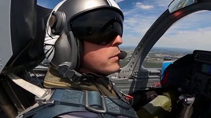 Vendée : le succès de Top Gun Maverick relance l'engouement des Français pour la voltige aérienne