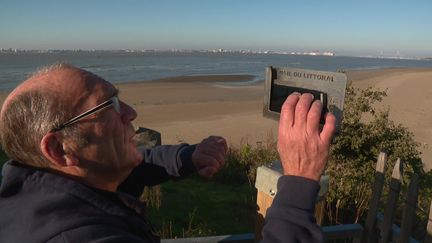 Des citoyens volontaires photographient le littoral pour mesurer l'érosion et l'évolution du trait de côte.&nbsp; (CAPTURE D'ÉCRAN FRANCE 3)