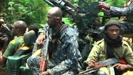 Eléments des forces pro-Ouattara à Abidjan, le 6 avril 2011 (France 2)