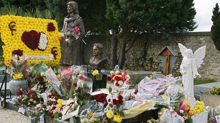 La tombe de Claude François (archives, 2003)
 (Daniel Janin / AFP)