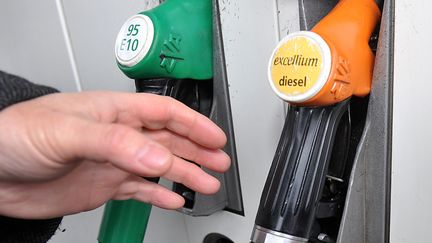 Carburants : les prix sont à la baisse