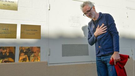 Vincent Delerm vient de dévoiler sa plaque rue du Premier Film à Lyon (- Jean-Luc Mège Photography / Collection Institut Lumière)