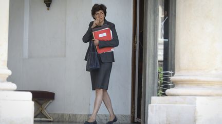 Sylvie Goulard, alors ministre des Armées, au sortir du Conseil des ministres, au palais de l'Elysée, à Paris, le 14 juin 2017. (FREDERIC DUGIT / MAXPPP)