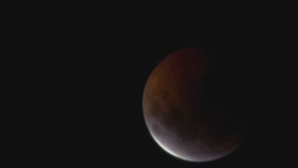 Éclipse totale de Lune : un spectacle rare et "magnifique"