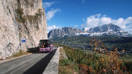 Une route de montagne, dans la région de Tyrol, en Autriche. (Photo d'illustration) (G. LENZ / ARCO IMAGES GMBH)