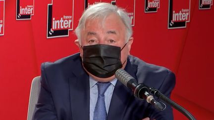 Gérard Larcher, président du Sénat, le 11 janvier 2022 sur France Inter. (FRANCEINTER / RADIO FRANCE)