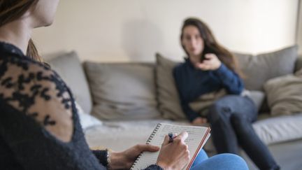 Les psychologues sont appelés à manifester ce jeudi 10 juin pour réclamer&nbsp; un accès pour tous aux soins psychologiques. (EMMA BUONCRISTIANI / MAXPPP)