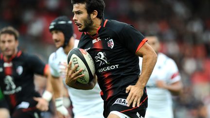 Arthur Bonneval a inscrit le premier essai des Toulousains cet après-midi à Ernest-Wallon (REMY GABALDA / AFP)