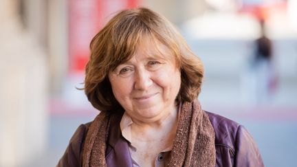 La journaliste biélorusse, autrice et prix Nobel de littérature Svetlana Alexievitch, le 11 juin 2021 à Berlin (Allemagne). (CHRISTOPH SOEDER / DPA POOL)