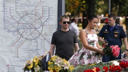 &nbsp; (Le bilan de l'accident survenu mardi sur la ligne bleue s'élève pour l'heure à 21 morts et une centaine de blessés © REUTERS / Sergei Karpukhin)