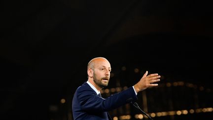 Stanislas Guerini, chef du parti La République en marche, prononce un discours lors de l'université d'été "Campus 2021" à Avignon, le 3 octobre 2021. (NICOLAS TUCAT / AFP)