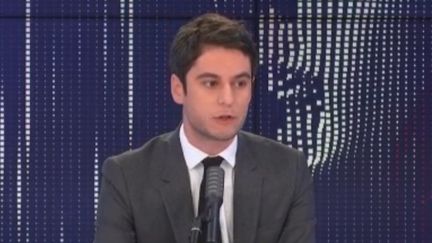 Gabriel Attal, porte-parole du gouvernement, lundi 1er février 2021 sur franceinfo. (FRANCEINFO / RADIOFRANCE)