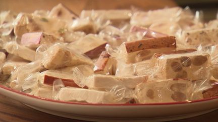 Gastronomie : un confiseur fabrique du nougat au miel de Paris