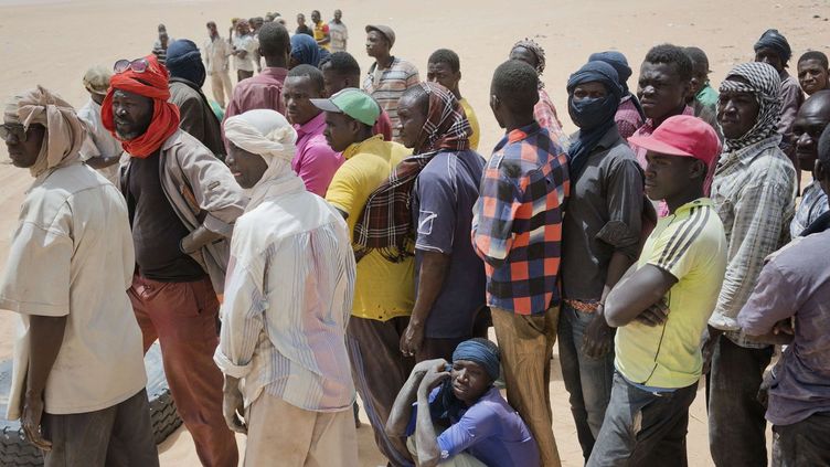 Algérie: l'expulsion de milliers de migrants vers le désert continue