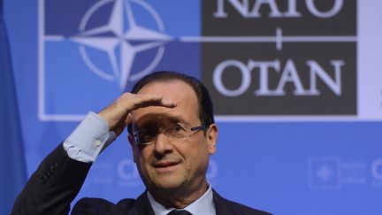 Fran&ccedil;ois Hollande r&eacute;pond aux questions des journalistes lors du sommet de l'Otan &agrave; Chicago, le 21 mai 2012. (ERIC FEFERBERG / AFP)