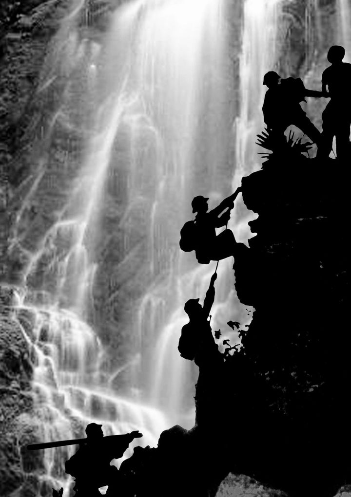 Photo tirée du livre de Patrick Chauvel d'un des photographes du Nord-Vietnam pendant la guerre contre les Américains.  (Doang Cong)