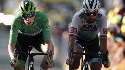 Sam Bennett (à g.) vs Peter Sagan : la lutte pour le maillot vert fait rage entre les deux hommes sur le Tour de France 2020. (BENOIT TESSIER / POOL)