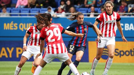 La Barcelonaise Patri Guijarro face à l'Athletic Club de Bilbao lors de la 29e journée de Liga F, au stade Johan-Cruyff de Barcelone, le 13 mai 2023. (URBANANDSPORT / NURPHOTO via AFP)