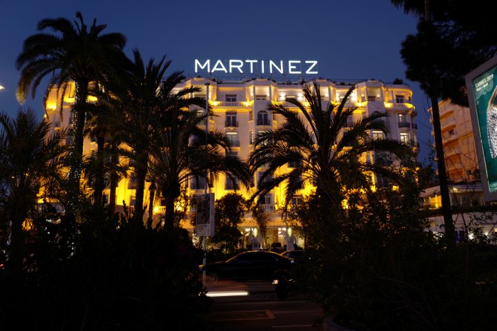 Le Martinez, un des hôtels les plus iconiques du Festival de Cannes.&nbsp; (VALERY HACHE / AFP)