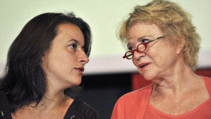 Cécile Duflot et Eva Joly. (THIERRY ZOCCOLAN / AFP)