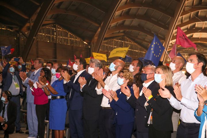 Les ministres et dirigeants LREM lors du campus de rentrée de la majorité, le 2 octobre 2021, à Avignon (Vaucluse).&nbsp; (NICOLAS GUYONNET / HANS LUCAS / AFP)