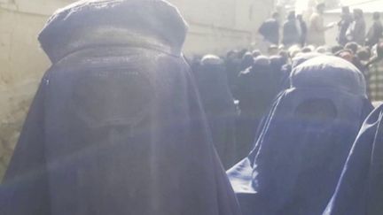 Afghanistan : les talibans imposent aux femmes le port du voile intégral