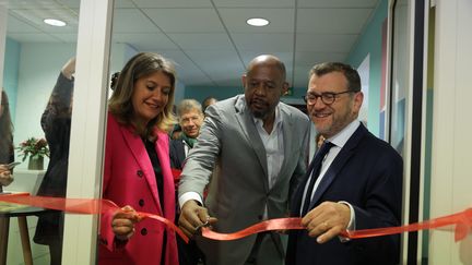 L'acteur américain Forest Whitaker inaugure le centre de formation de sa fondation à Aubervilliers, le 17 mai 2023. (THOMAS SAMSON / AFP)