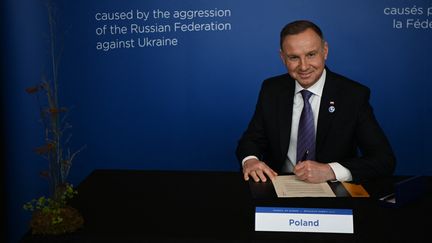 Le président polonais,  Andrzej Duda, à Reykjavik (Islande), le 17 mai 2023. (CHRISTOPHE ARCHAMBAULT / AFP)