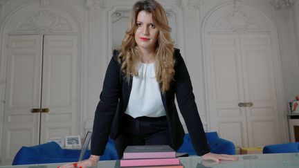 Marlène Schiappa, la ministre déléguée en charge de la Citoyenneté, dans son bureau du ministère de l'Intérieur à Paris le 8 octobre 2020 (PHILIPPE LAVIEILLE / MAXPPP)