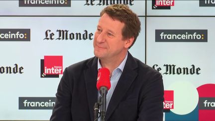 Yannick Jadot, invité de "Questions Politiques" dimanche 16 février 2020. (FRANCEINFO / RADIOFRANCE)