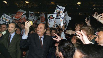 Jacques Chirac lors d'un meeting de campagne à Bordeaux (Gironde), le 24 mars 1995. (GEORGES BENDRIHEM / AFP)