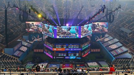 200 joueurs de "Fortnite" se sont donnés rendez-vous du 26 au 28 juillet 2019, dans le stade Arthur-Ashe de New York, pour la première finale de la Coupe du monde ce jeu vidéo. (MIKE STOBE / GETTY IMAGES NORTH AMERICA)