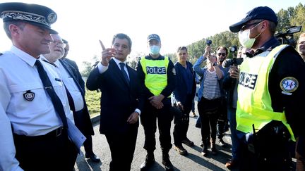 Gérald Darmanin, 9 octobre 2021, à&nbsp;Loon Plage (Nord).&nbsp; (FRANCOIS LO PRESTI / AFP)