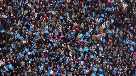 #LE COMPTAGESi l'on s'est oppos&eacute; &agrave; coup de slogans, la bagarre &eacute;tait rude du c&ocirc;t&eacute; du nombre de manifestants. Le million annonc&eacute; par Frigide Barjot lors de la manif embl&eacute;matique du 13 janvier 2013 s'est finalement transform&eacute;e en 340 000 personnes apr&egrave;s moultes recomptages et un communiqu&eacute; de presse in&eacute;dit de la Pr&eacute;fecture de police de Paris. (MIGUEL MEDINA / AFP)