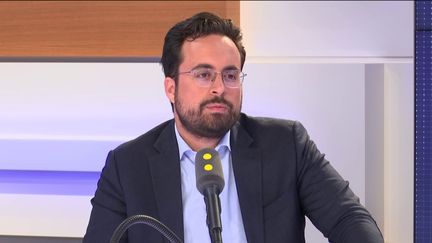 Mounir Mahjoubi, député LREM, candidat à l'investiture LREM pour la mairie de Paris, le 30 mai 2019 sur franceinfo. (FRANCEINFO / RADIOFRANCE)